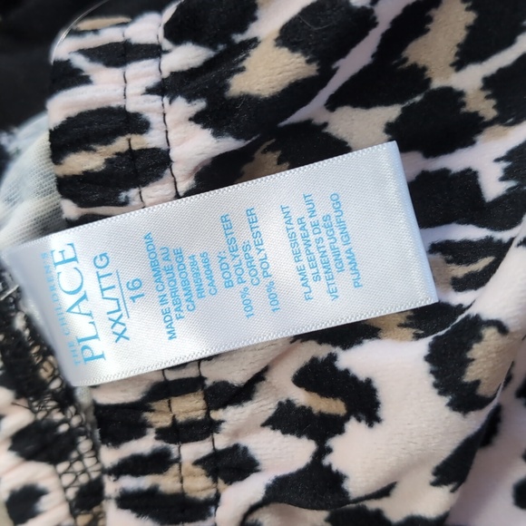 NWT The Children's Place Girl's 2 Piece Cat/Cheetah/Leopard Print Pajamas/PJs - Picture 5 of 8